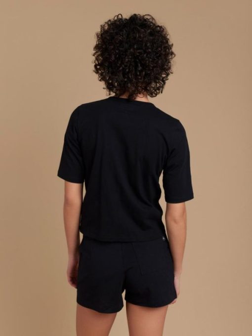 Attireweave.shop164e81ed4f 1