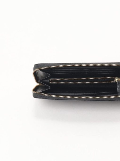 Attireweave.shop71608cbe04 4
