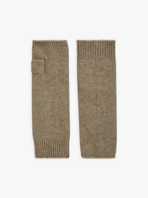 Attireweave.shop8262b28cbe 1