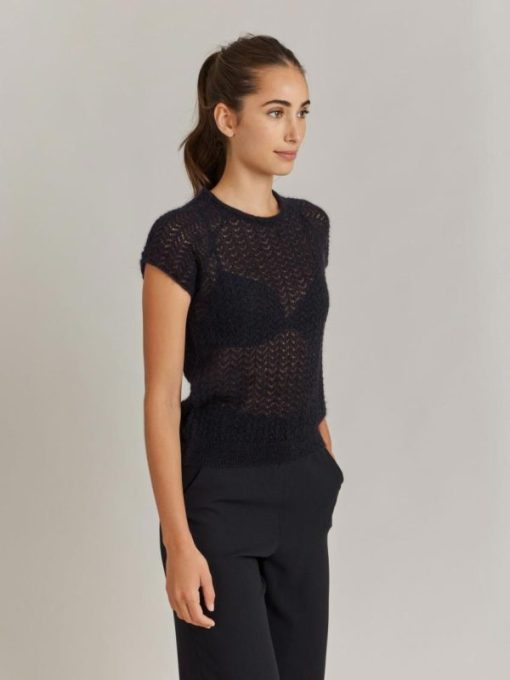 Attireweave.shop8419a96425 3