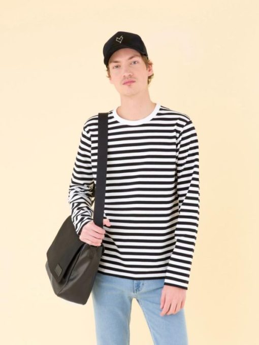 Attireweave.shoped1b48bd8b 5